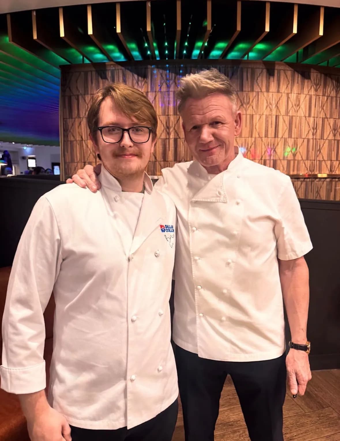competitor VJzpG