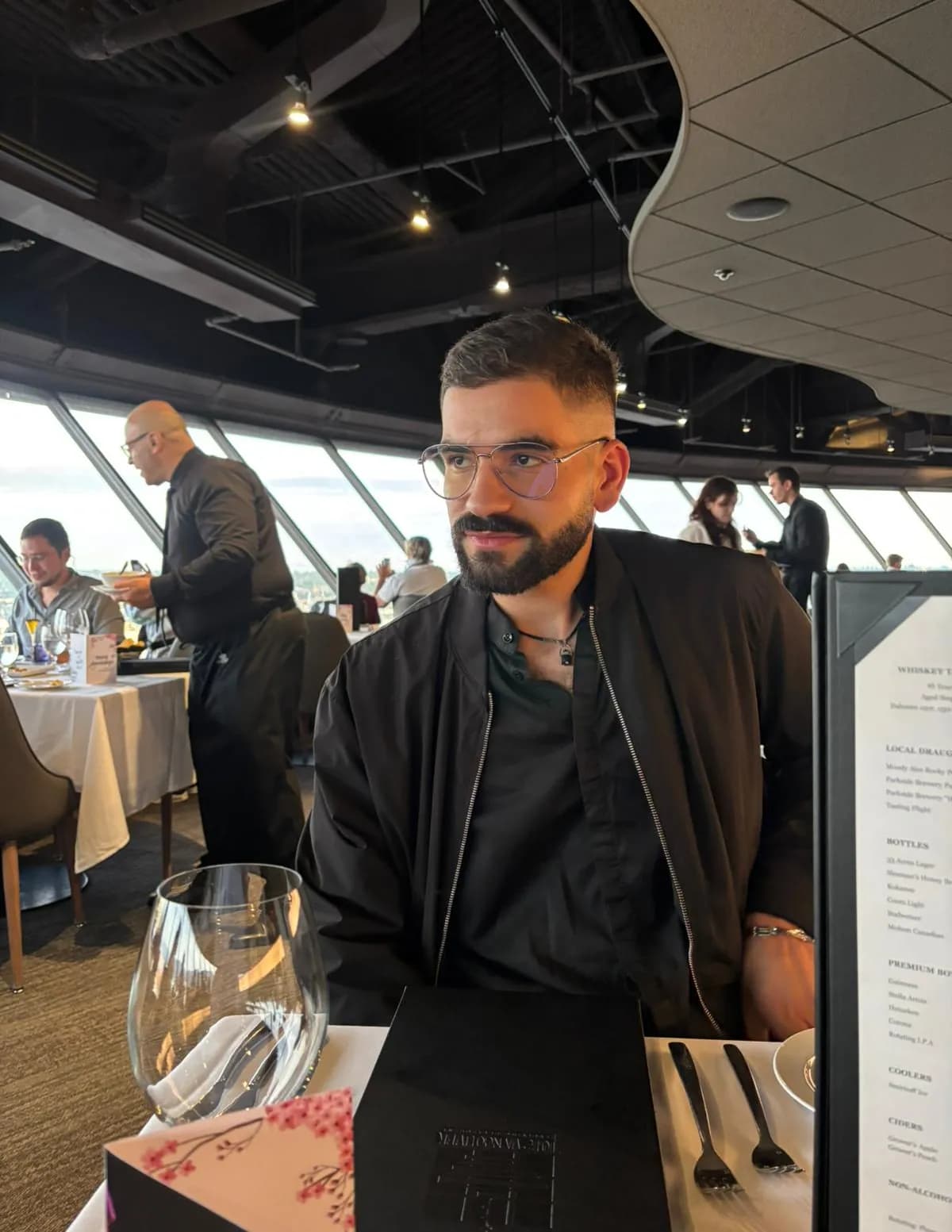 competitor qeBry